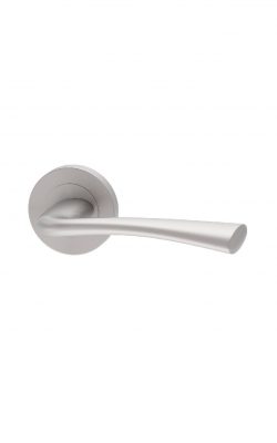 XL Joinery Struma on Round Rose Bathroom Handle PackXL Joinery Struma on Round Rose Bathroom Handle Pack
